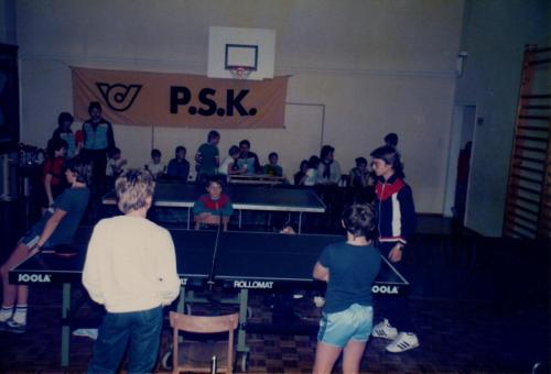 1985-5.-OM-1