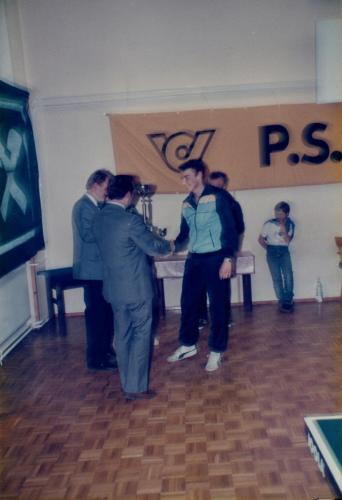 1985-5.-OM-14