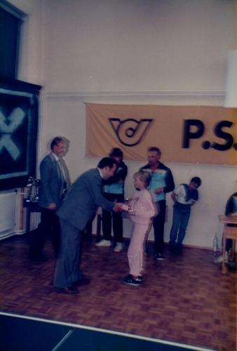 1985-5.-OM-9