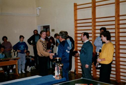 1986-6.-OM-13